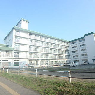 いま人気の南平岸駅から徒歩5分の激安物件★しかも都市ガス！