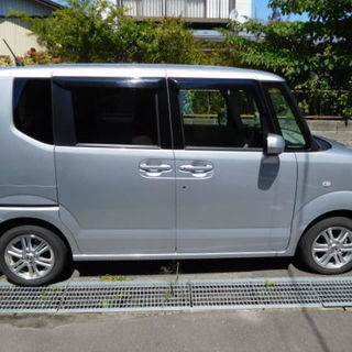 N-BOX　シルバーの画像