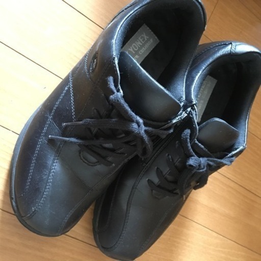 【美品】ヨネックス25.5センチウォーキングシューズ