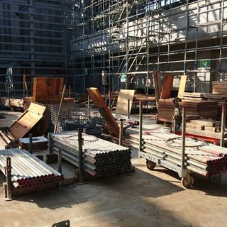 【型枠解体・高収入】未経験大歓迎①日払い②週払い