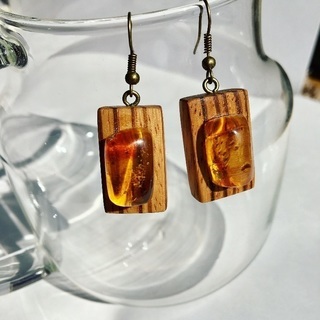 【ワークショップ】アンバー（琥珀）を使ったオリジナルジュエリーを...