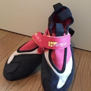 【新品】履きやすいクライミングシューズの画像