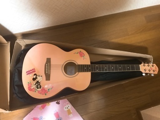 ミニーマウス アコースティックギター (aya) 中頭の弦楽器、ギターの