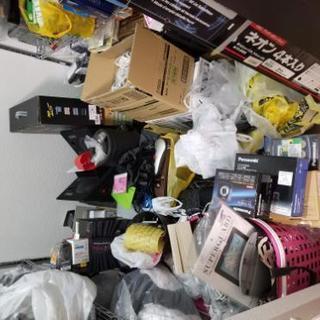 バックカメラやホーンなども…画像はほんの一部です…の画像