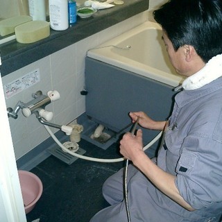 【日給1万2000円】マンション排水溝の簡単な清掃作業！男女不問♪ 未経験者大歓迎！年齢不問の画像