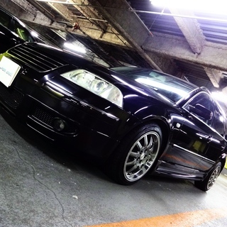 ■車検長い■30/12乗って帰れる。カスタム パサート ローダウン OZ17インチ 丈夫なV5エンジン！走行少なめ６万キロ台 ワンオーナーの画像