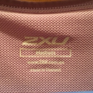 2XU トライスーツの画像