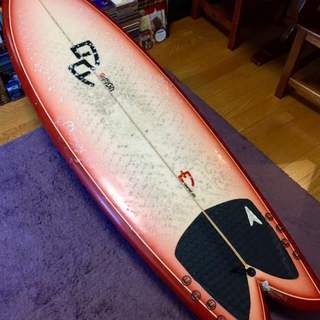 レトロフィッシュサーフボード6'2"ハードケース付き(ハワイ9fish)の画像