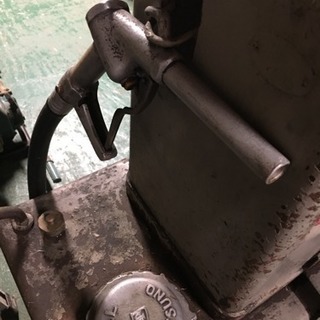 ☆昔懐かしいガソリン屋さんのガソリンタンク☆貴重品☆の画像