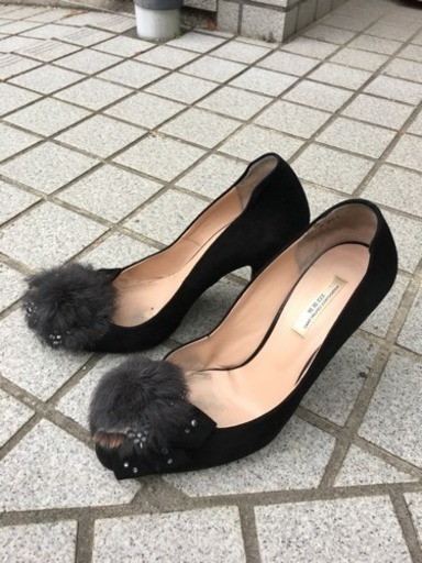 これからの季節に活躍！ファーつきパンプス
