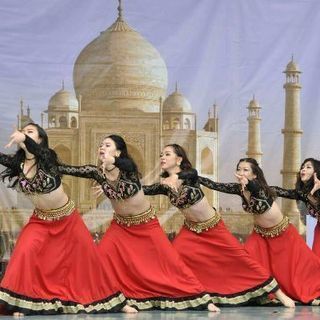 IGURA DANCE COMPANY 