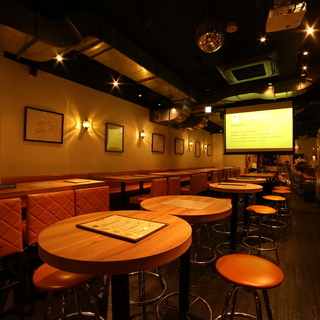 【キッチンスタッフ募集中！】時給1200円～！新橋駅徒歩3分!メディアで話題のプラチナフィッシュグループ20代～30代活躍中！ の画像