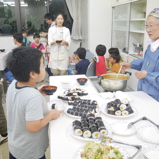 10月26日(木）　Happyコミュニティ食堂withこども寄席＠東村山＜無料＞ − 東京都