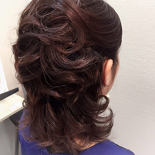 ヘアセットサロン【アシスタント募集！】