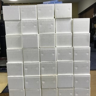 発泡スチロールBOX☆フタ付きの画像