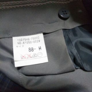 チェックズボン　1000円と500円の画像