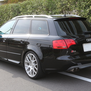アウディS４アバント 4.2 クワトロ AGIO19AW 車高調 外マフラ- RS4キャリパ-の画像