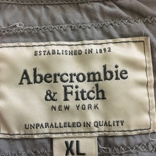 中古品  アバクロ  グレーの画像