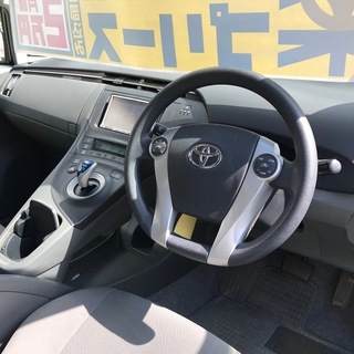 プリウスを楽にカーリース♪楽プリース 車検、税金、メンテナンス付きで月々20000円！ H22年式 プリウス ナビ、ETC、バックカメラ付きの画像
