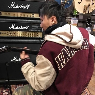 エレキギター歴１０年以上の人募集！！！