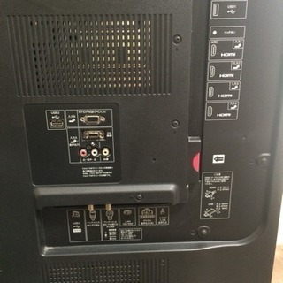 高年式 美品 SHARP 52型液晶テレビ 3D対応 アクオス シャープ