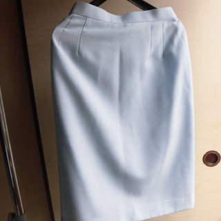 レディーススーツ②　9号の画像