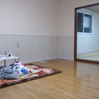 恵庭市２LDK物件月額36,000円・・敷０礼０手数料０のゼロ・ゼロ・ゼロキャンペーン中（令和4年6月末までのご契約、ご入居の方にオススメ）外壁階段塗装・屋根全面上張り済、お部屋もキレイです。 - 恵庭市