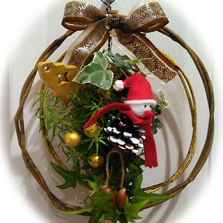 クリスマスもお正月も使える生きた植物リースを作りませんか♫３名〜グループのお申し込みで￥2,700♫の画像