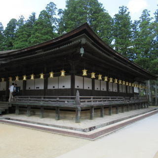 高野山奥の院納骨のご案内 - 地元のお店
