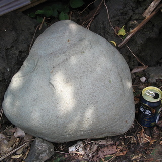 綺麗な庭石　庭づくりや屋内庭園、観葉植物と一緒にコーディネートの画像