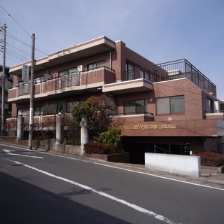 仲介手数料不要　マイルドタウン横浜山手西壱番館　車庫1台無料　ペ...