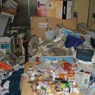 お困りの整理 進まない遺品整理 全てお任せ下さい！