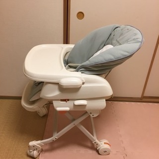 コンビ ハイローチェアの画像
