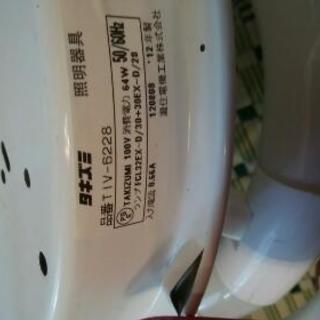 島忠で買ったプラスチック洋風照明器具の画像
