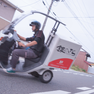 銀のさら碑文谷店　デリバリースタッフ・メイクスタッフ募集。　バイク通勤可　日払い・週払いもOK 　土日だけ、　週２日・４時間から可能です。の画像