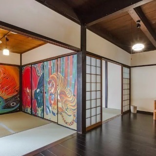 アートがコンセプトのゲストハウスの清掃業務です・の画像