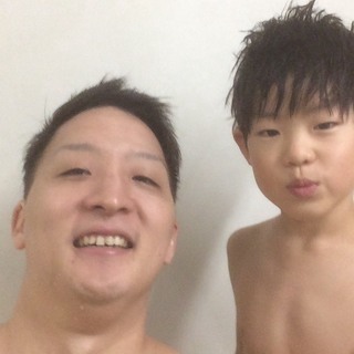 江原騎士中村克選手と共に戦った選手の水泳個人レッスンの画像