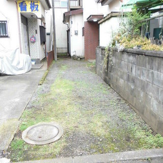 ☆58,000円で一戸建お貸しいたします☆敷地内に大型バイク停め...