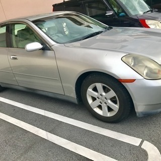 NISSAN スカイラインの画像