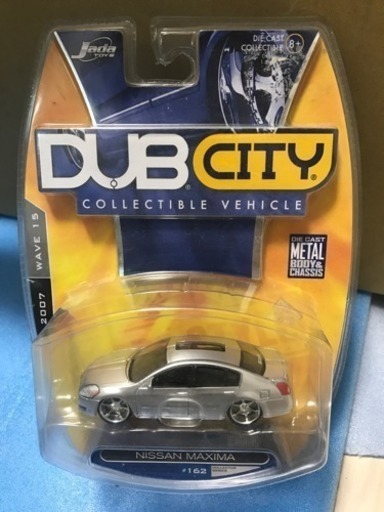 ミニカー1/64   NISSAN  MAXIMA