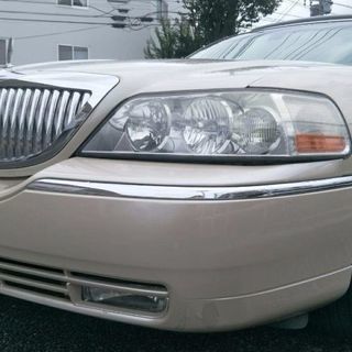 現在値下げ中！！リンカーンタウンカー　カルティエ　極上車です！　の画像