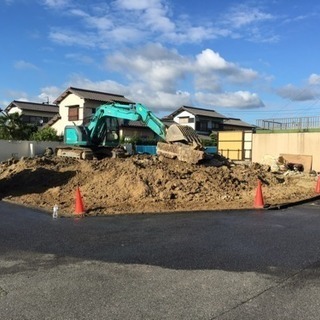 💫月給40万以上💫❗️急募❗️トラック運転手、重機オペレーター、軽作業員大募集！の画像