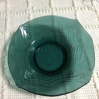ガラス大鉢