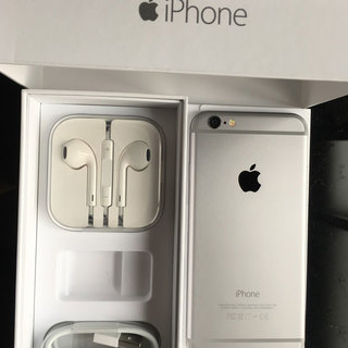 APPLE iPhone 6 スペースグレイ　付属品あり