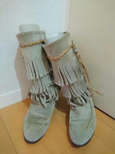 フリンジブーツ