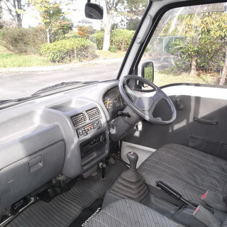 ☆本車検満タン渡しでコミコミ15万円ポッキリ提供！実走行49500km！4WD・5速MT車！絶好調！お仕事に是非！デフロック付☆の画像