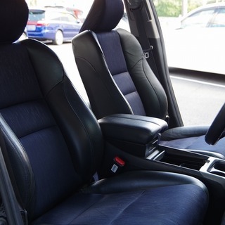 自社ローン専門中古車販売店！☆平成２１年　オデッセイ　アブソルート　黒！☆HDDナビ　キセノン　キーレス　☆　完全自社ローン【誰でも車がローンで買えます】 　※金利０％ 5周年キャンペーン開催中の画像