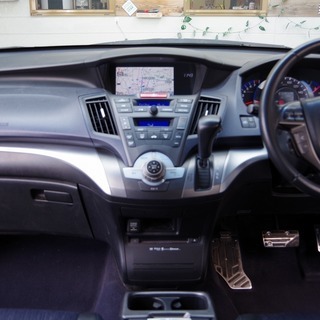 自社ローン専門中古車販売店！☆平成２１年　オデッセイ　アブソルート　黒！☆HDDナビ　キセノン　キーレス　☆　完全自社ローン【誰でも車がローンで買えます】 　※金利０％ 5周年キャンペーン開催中の画像