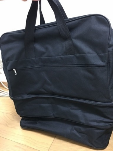 三段階に大きさ変更可能なバッグ