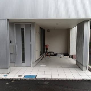 築浅 戸建住宅 浜まで裸足です。
